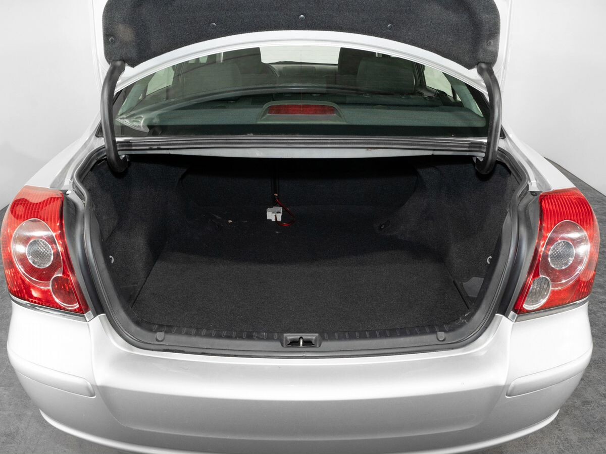 Toyota Avensis 2007 - фото автомобиля