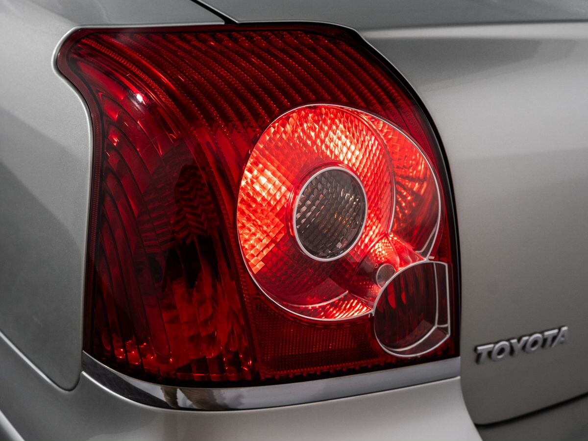 Toyota Avensis 2007 - фото автомобиля