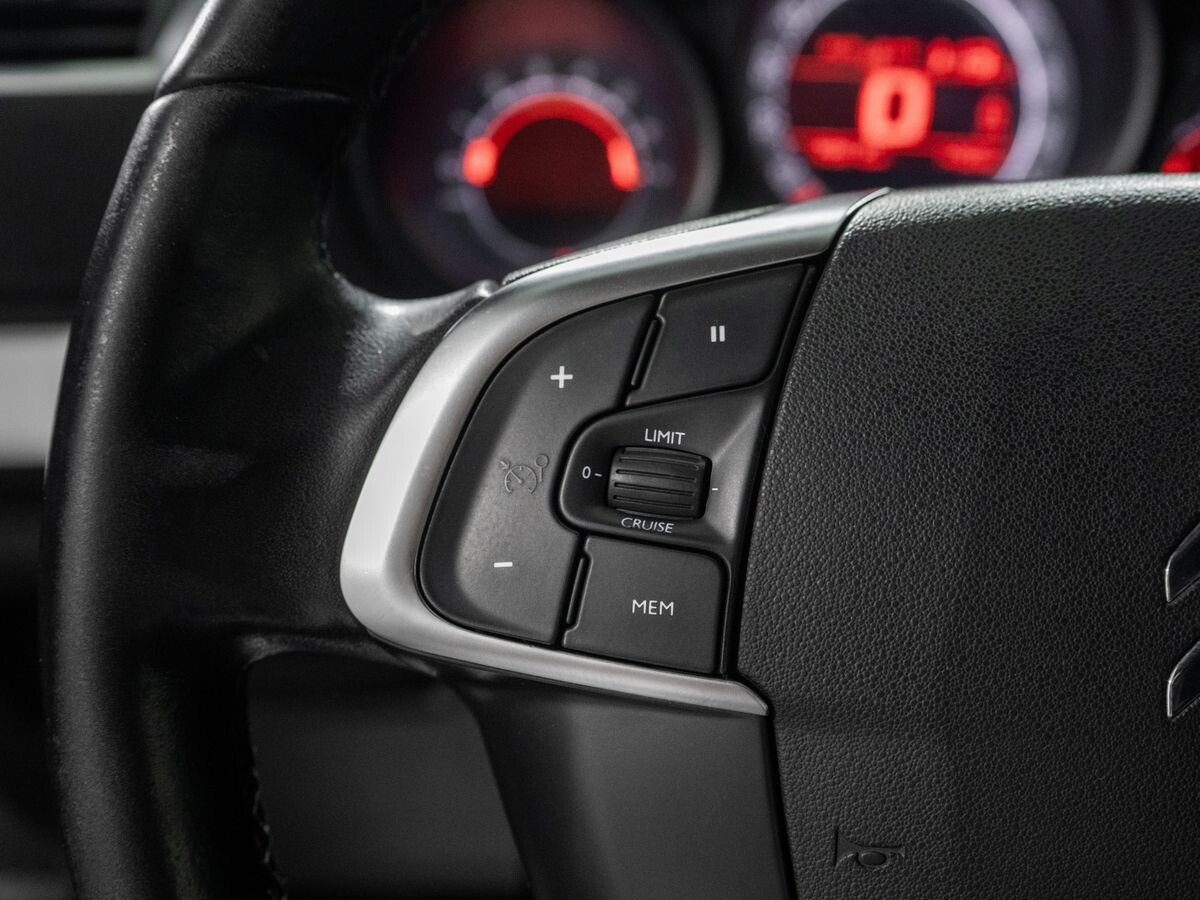 Citroen C4 2013 - фото автомобиля