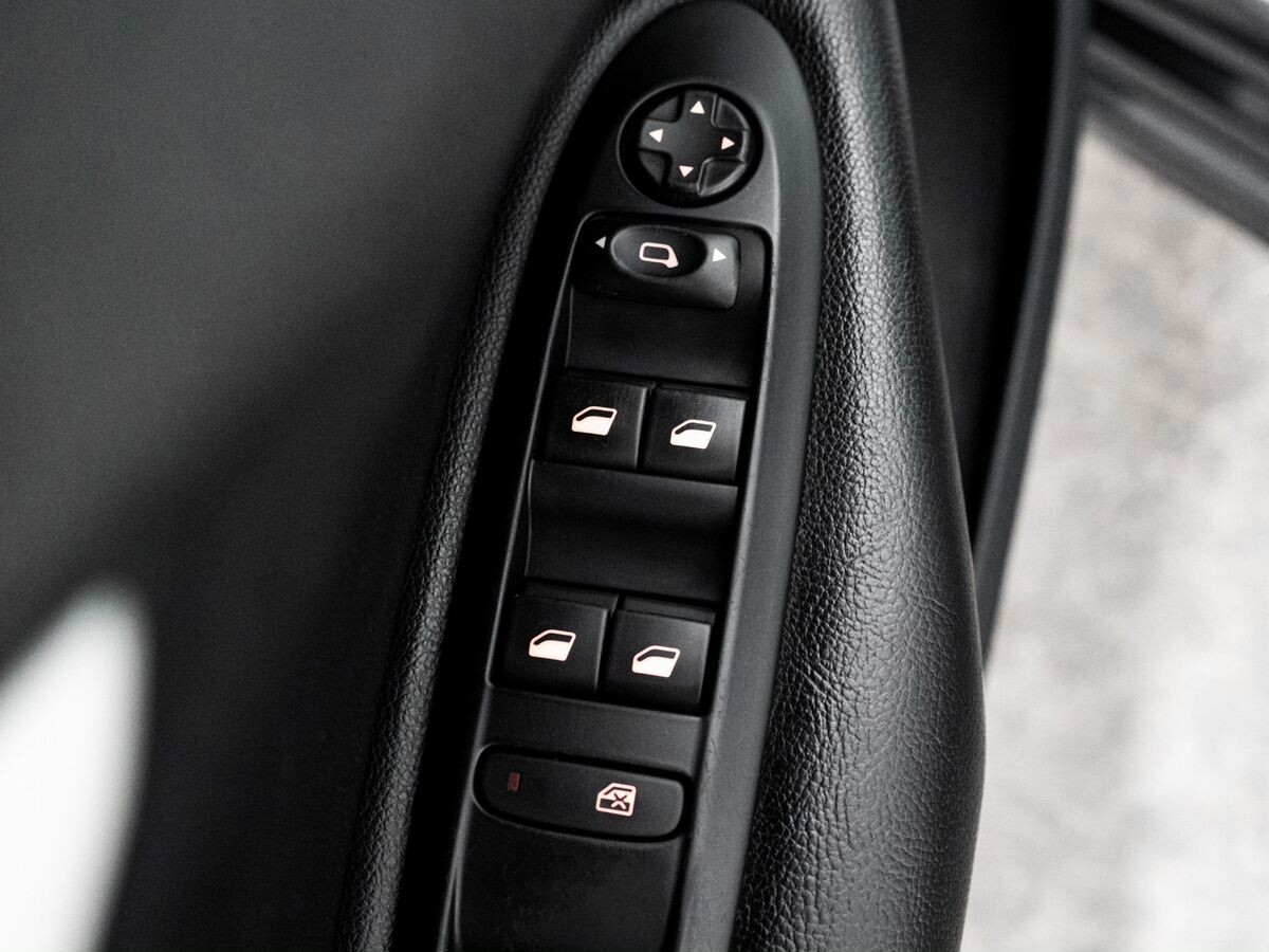 Citroen C4 2013 - фото автомобиля