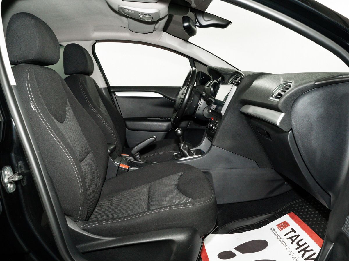 Citroen C4 2013 - фото автомобиля