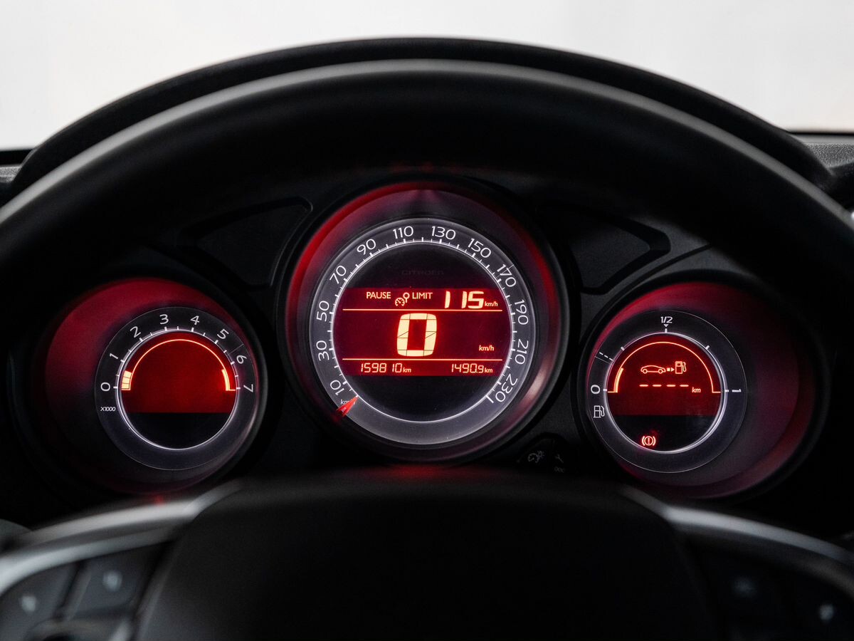 Citroen C4 2013 - фото автомобиля