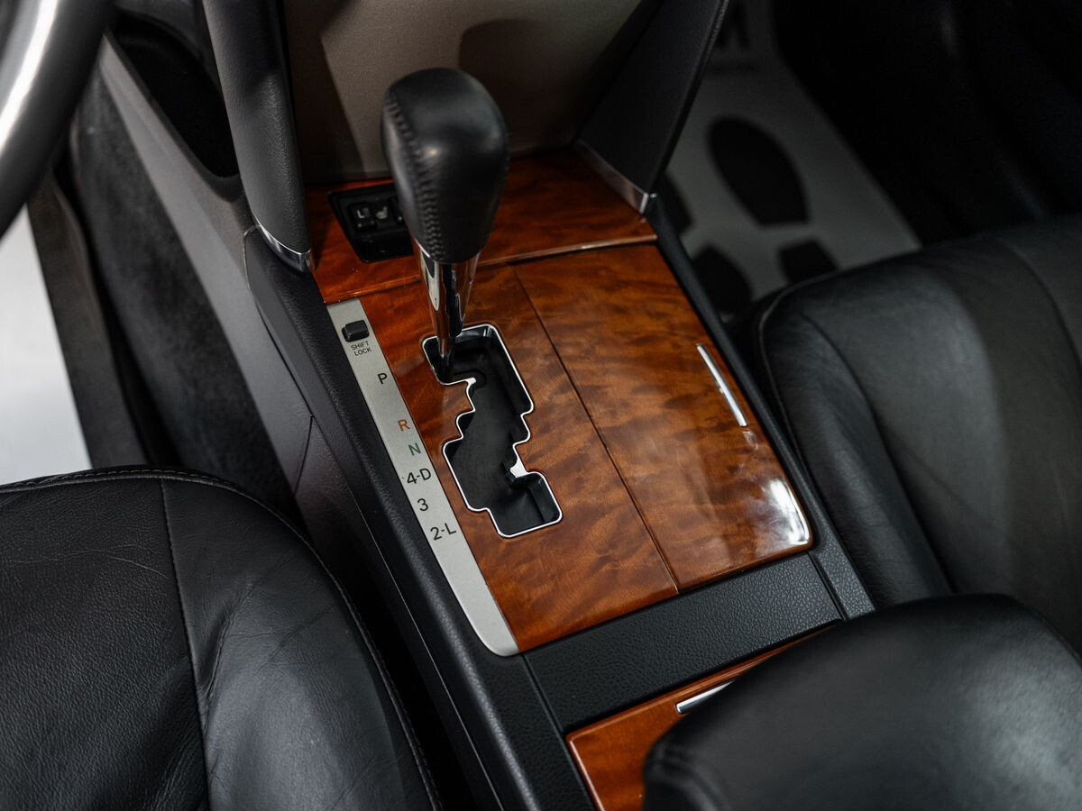 Toyota Camry 2011 - фото автомобиля