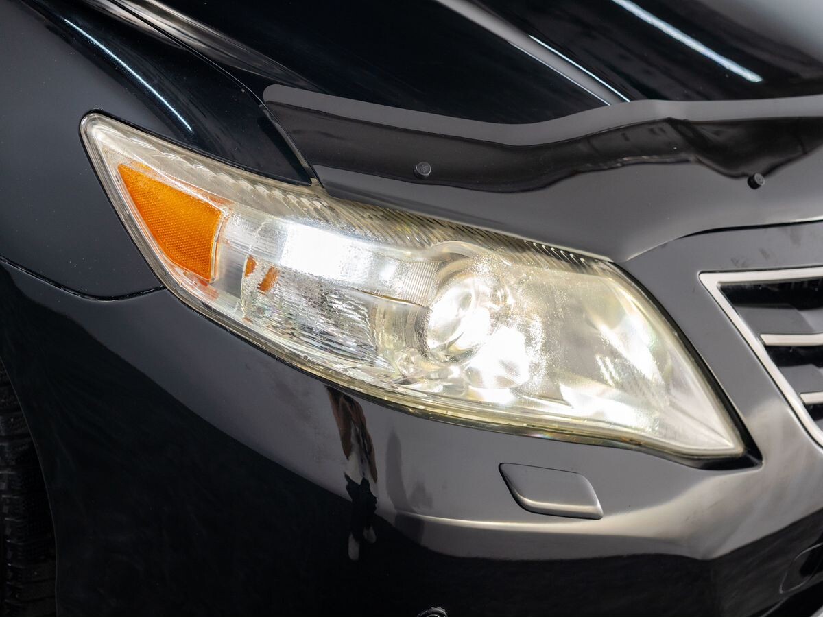 Toyota Camry 2011 - фото автомобиля