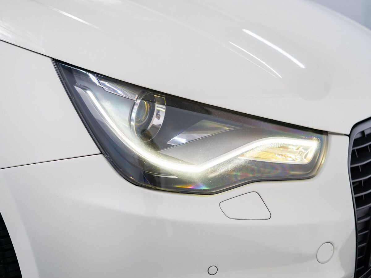 Audi A1 2012 - фото автомобиля