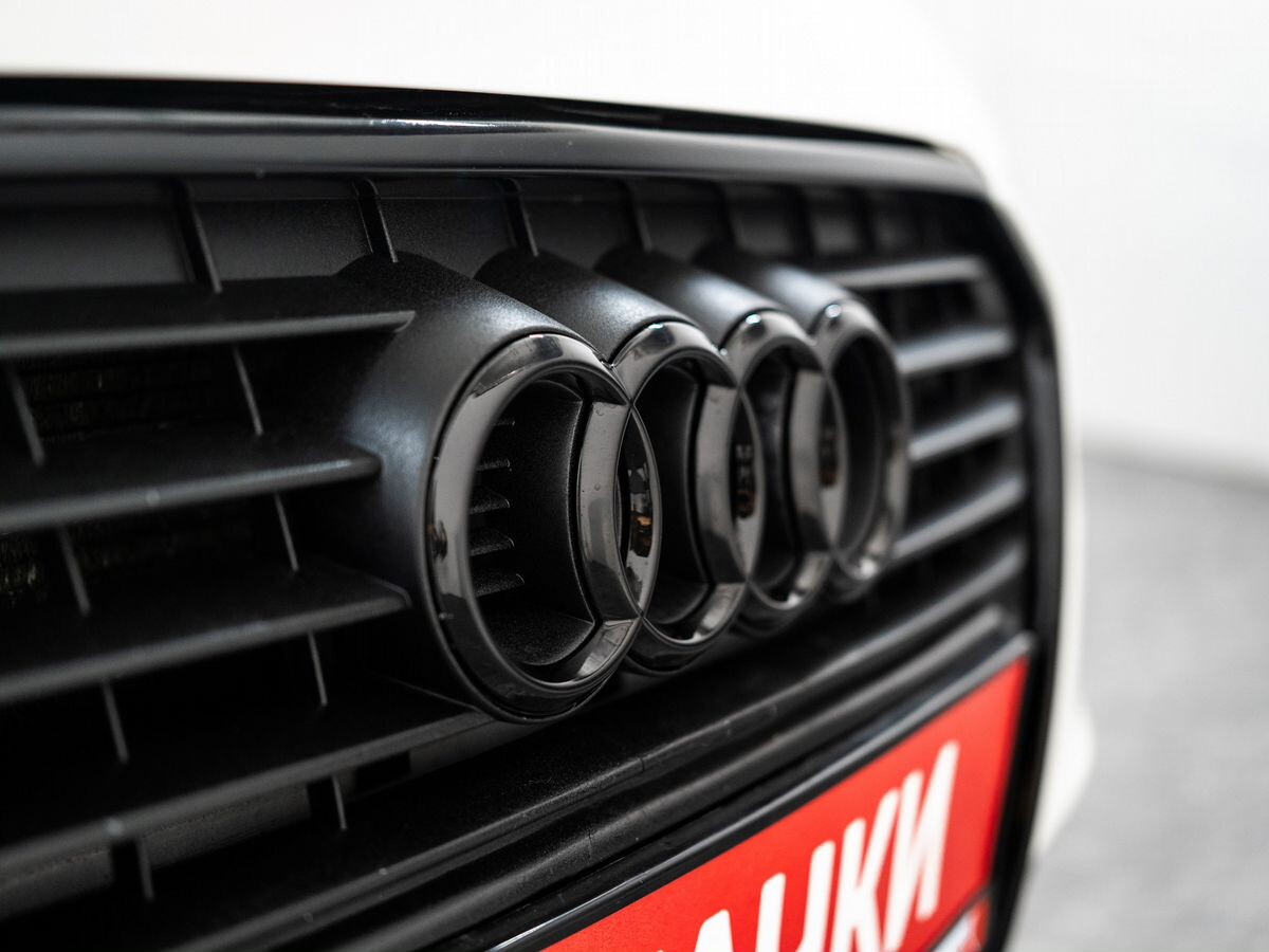 Audi A1 2012 - фото автомобиля