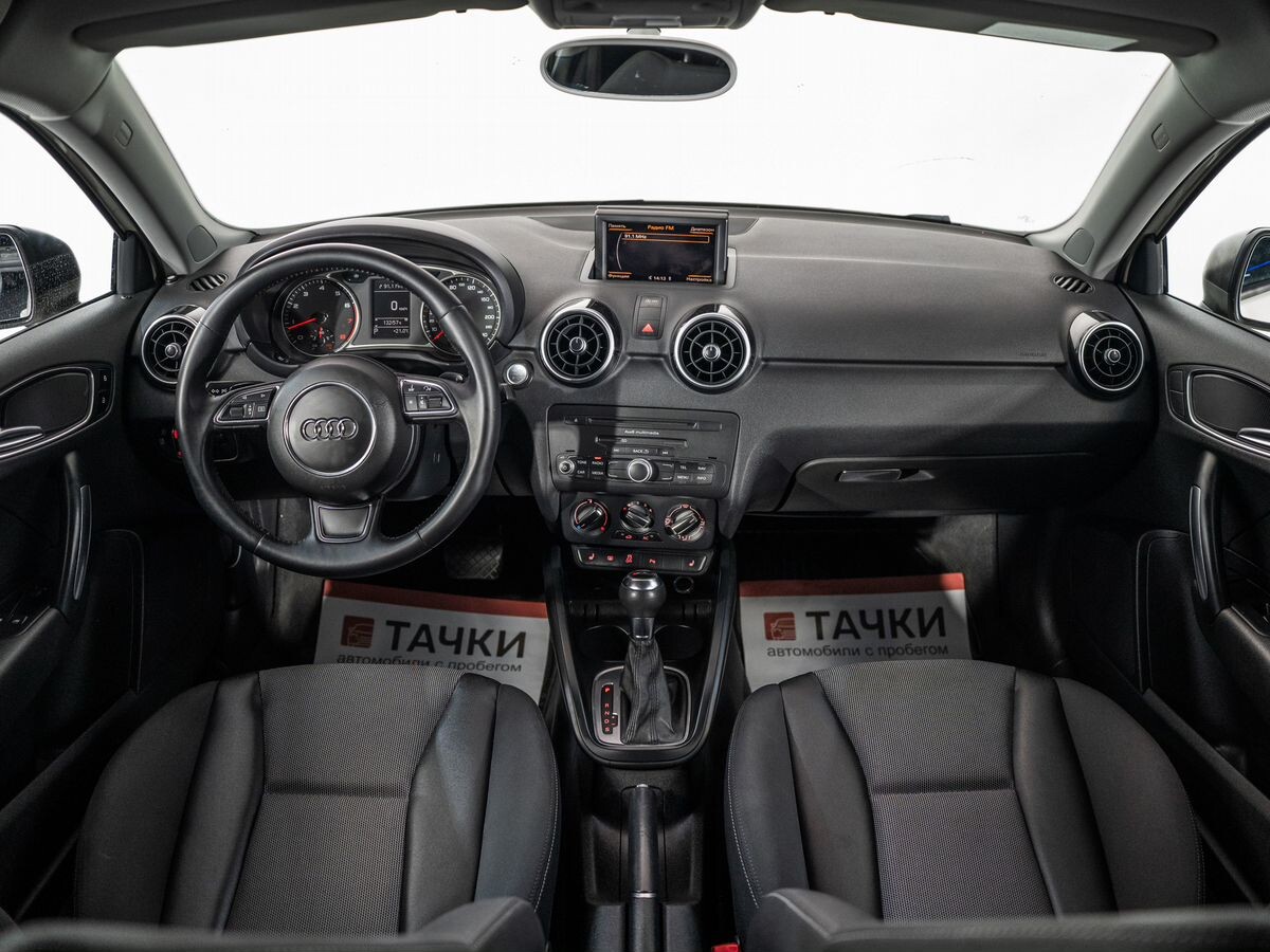 Audi A1 2012 - фото автомобиля