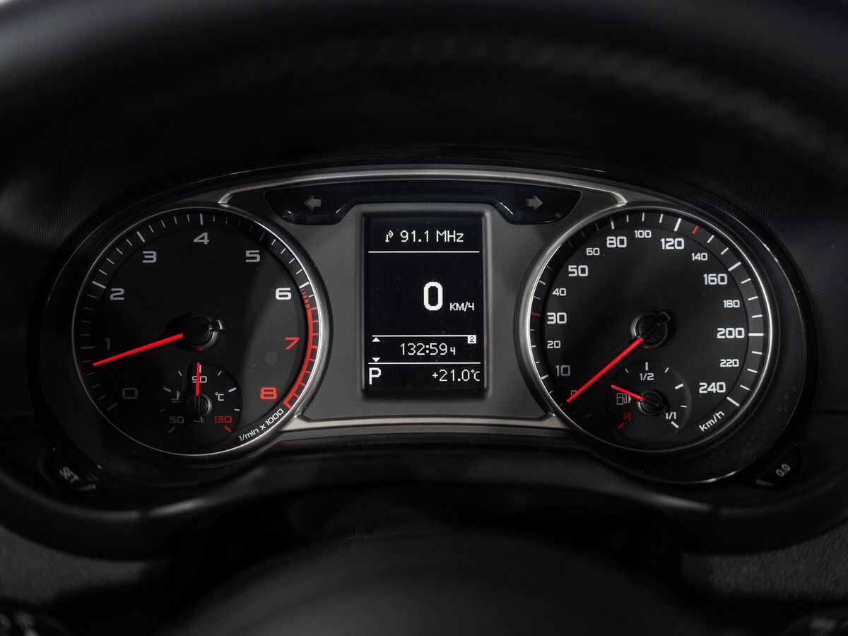 Audi A1 2012 - фото автомобиля