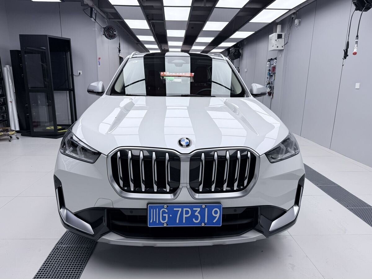 BMW X1 2023 - фото автомобиля