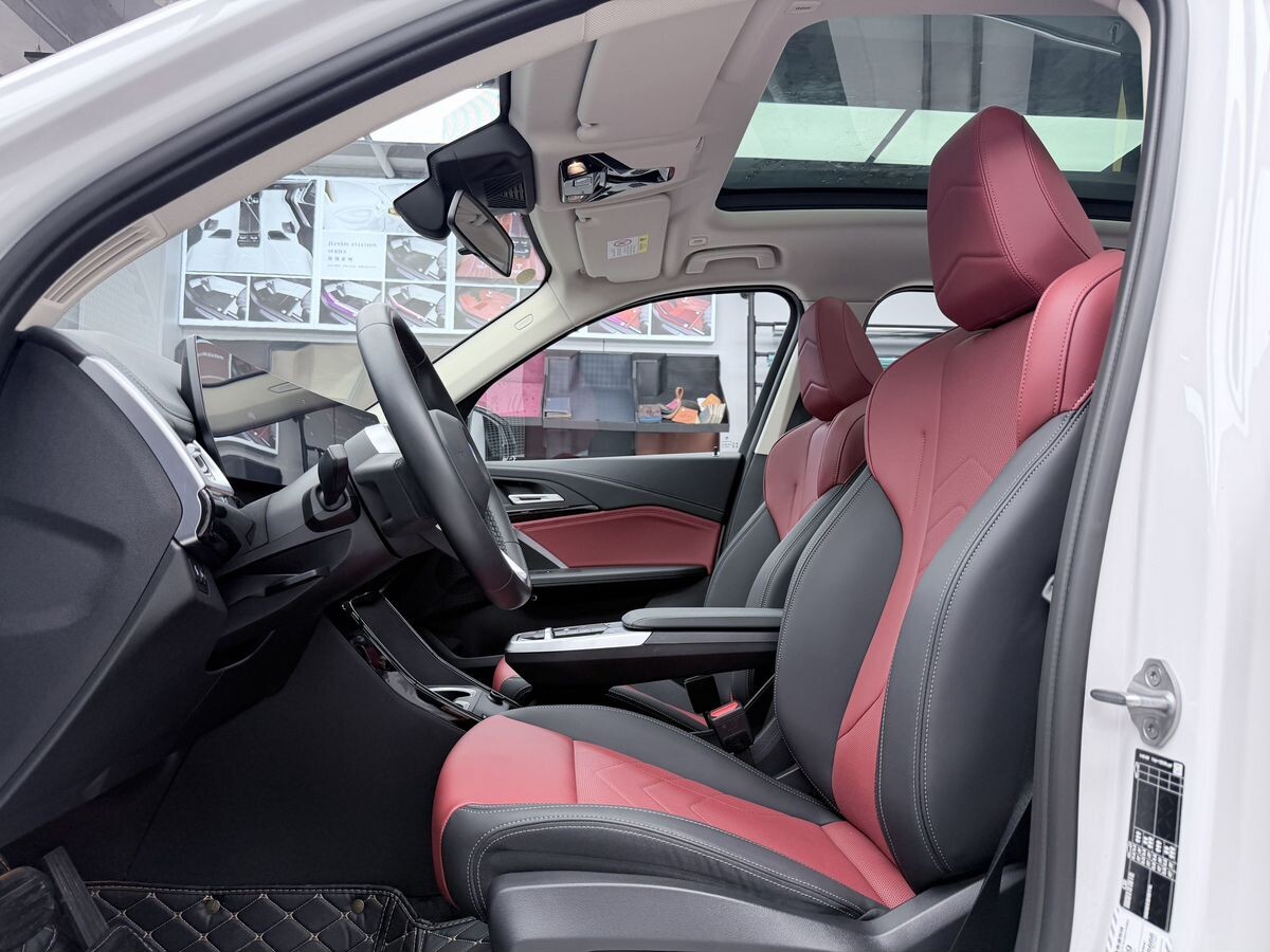 BMW X1 2023 - фото автомобиля