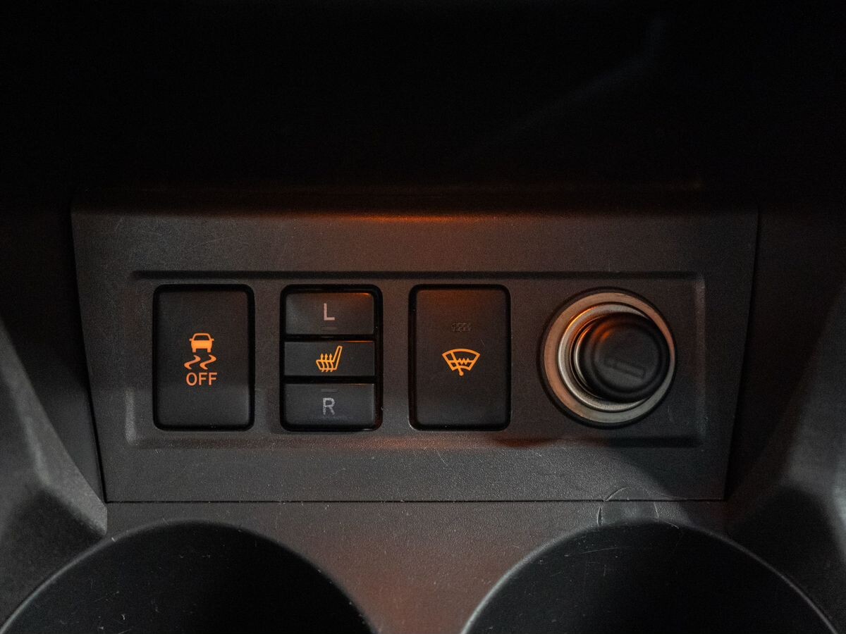 Toyota RAV4 2011 - фото автомобиля
