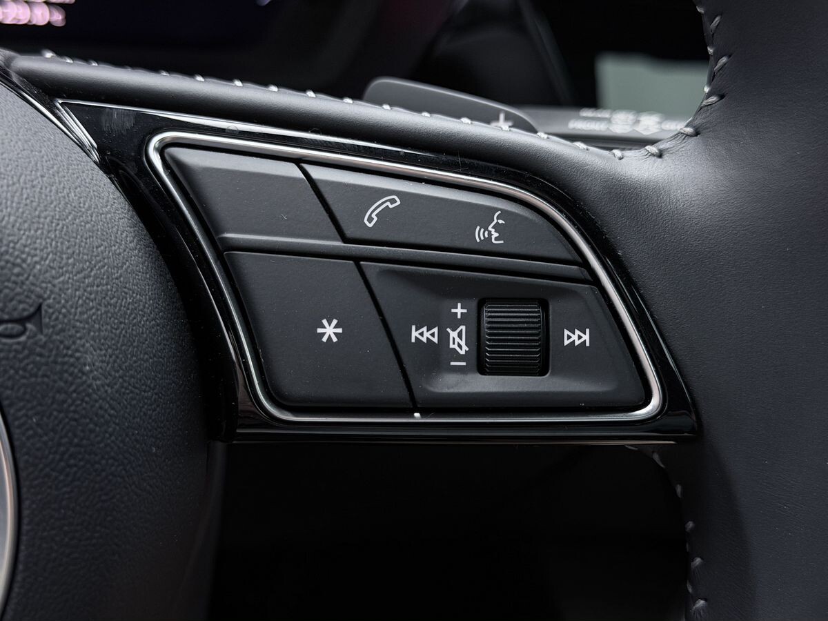 Audi A3 2022 - фото автомобиля