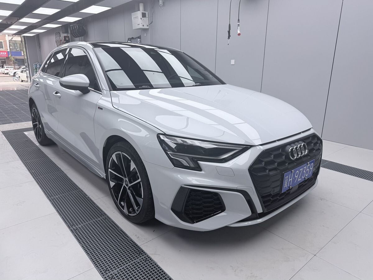 Audi A3 2022 - фото автомобиля