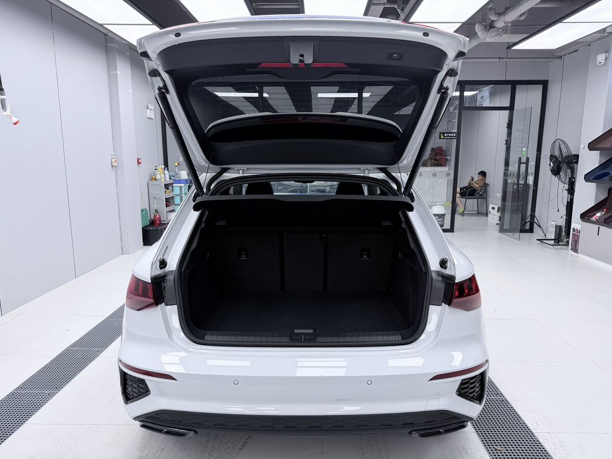 Audi A3 2022 - фото автомобиля