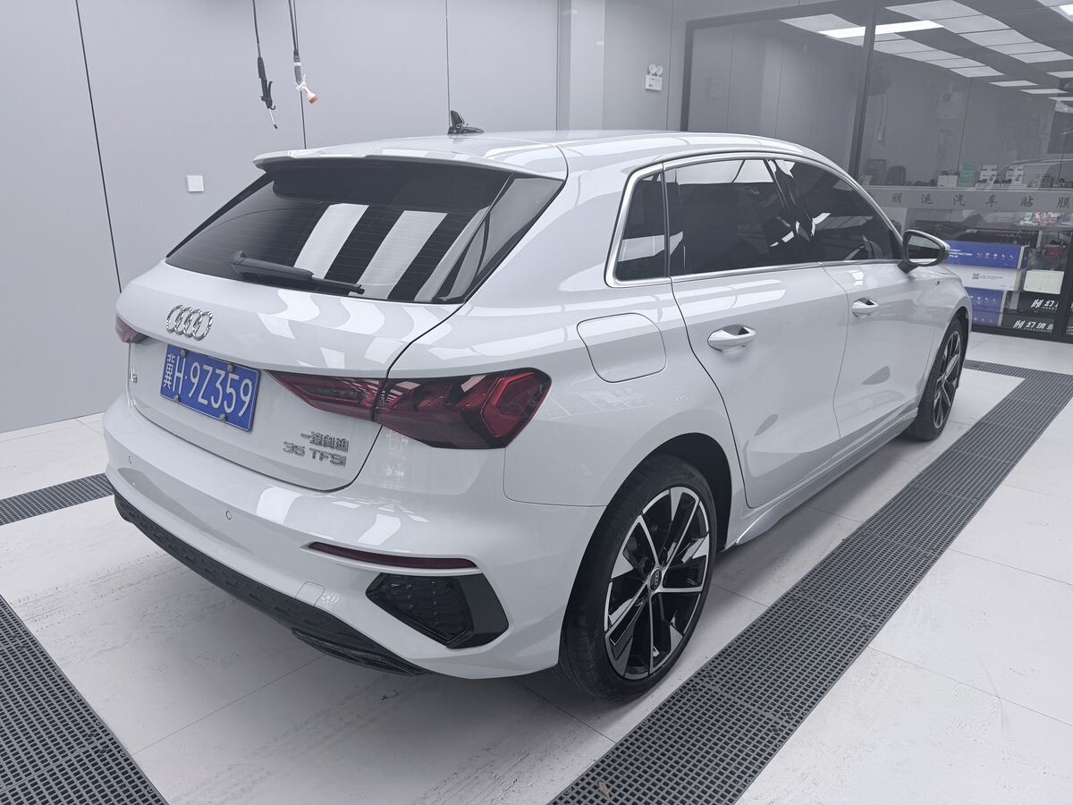 Audi A3 2022 - фото автомобиля