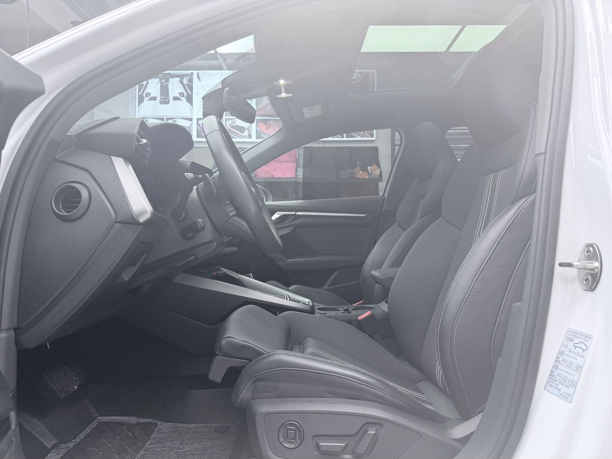 Audi A3 2022 - фото автомобиля