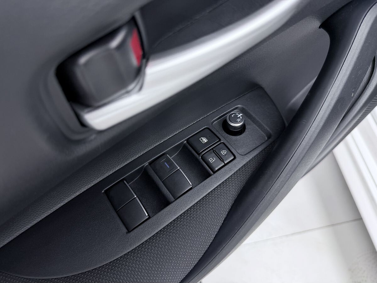 Toyota Levin 2023 - фото автомобиля