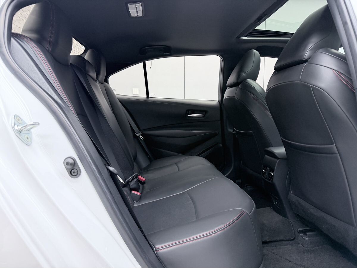 Toyota Levin 2023 - фото автомобиля