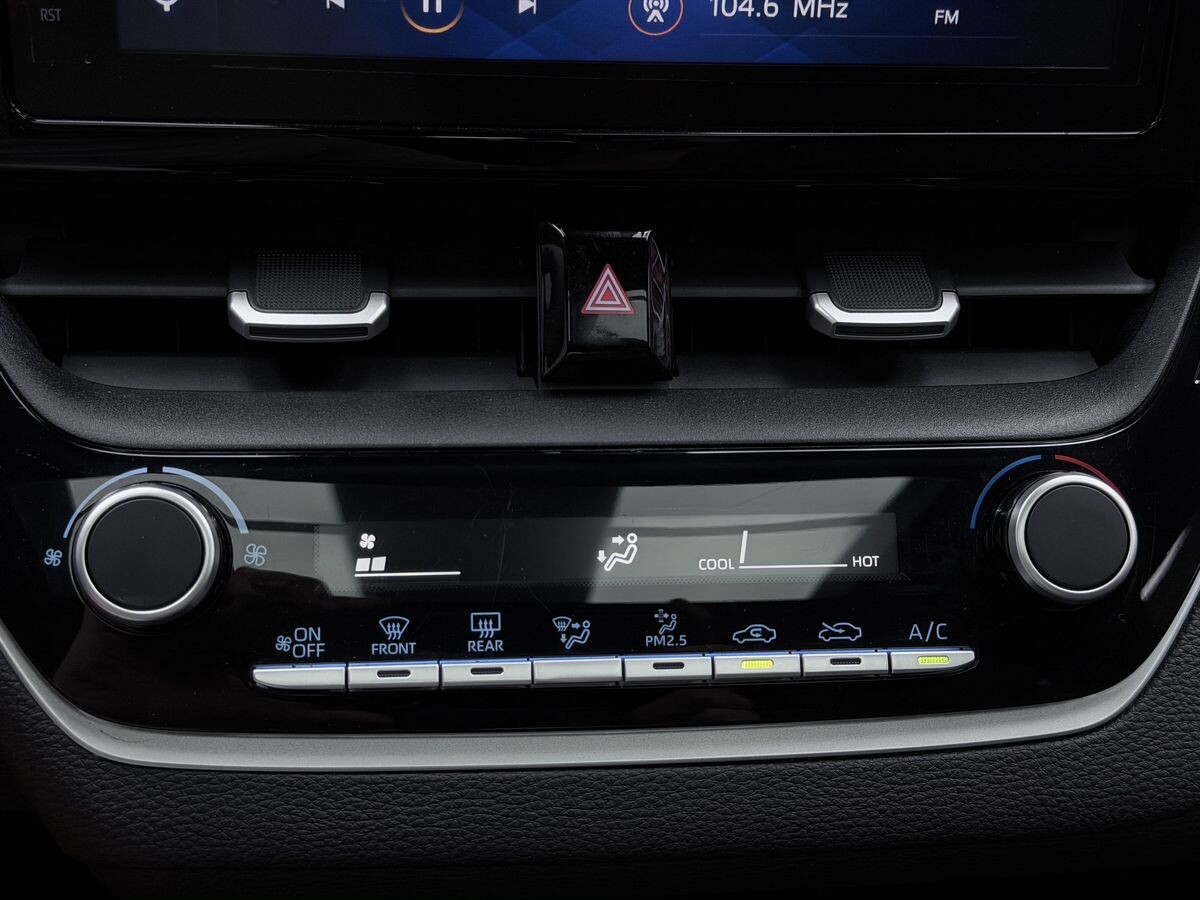 Toyota Levin 2023 - фото автомобиля