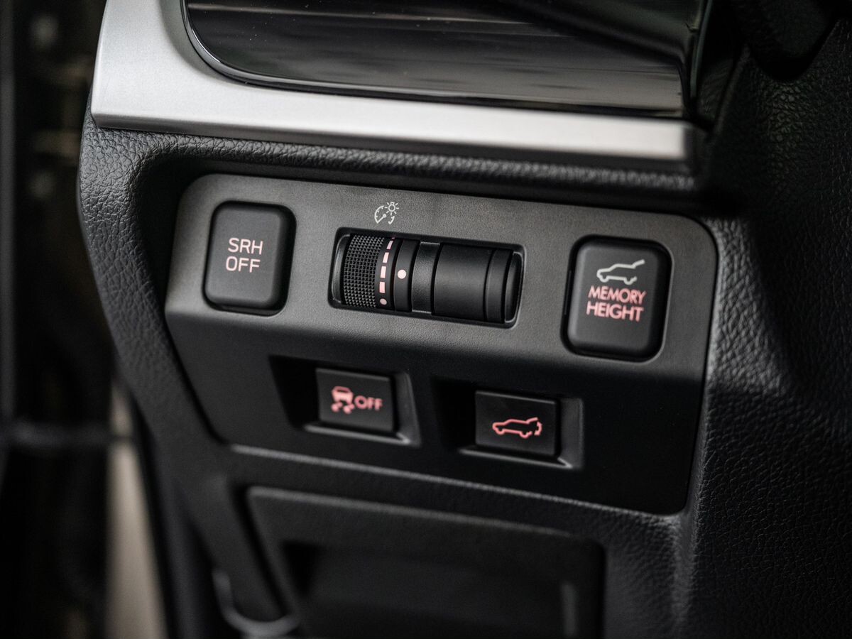 Subaru Forester 2017 - фото автомобиля