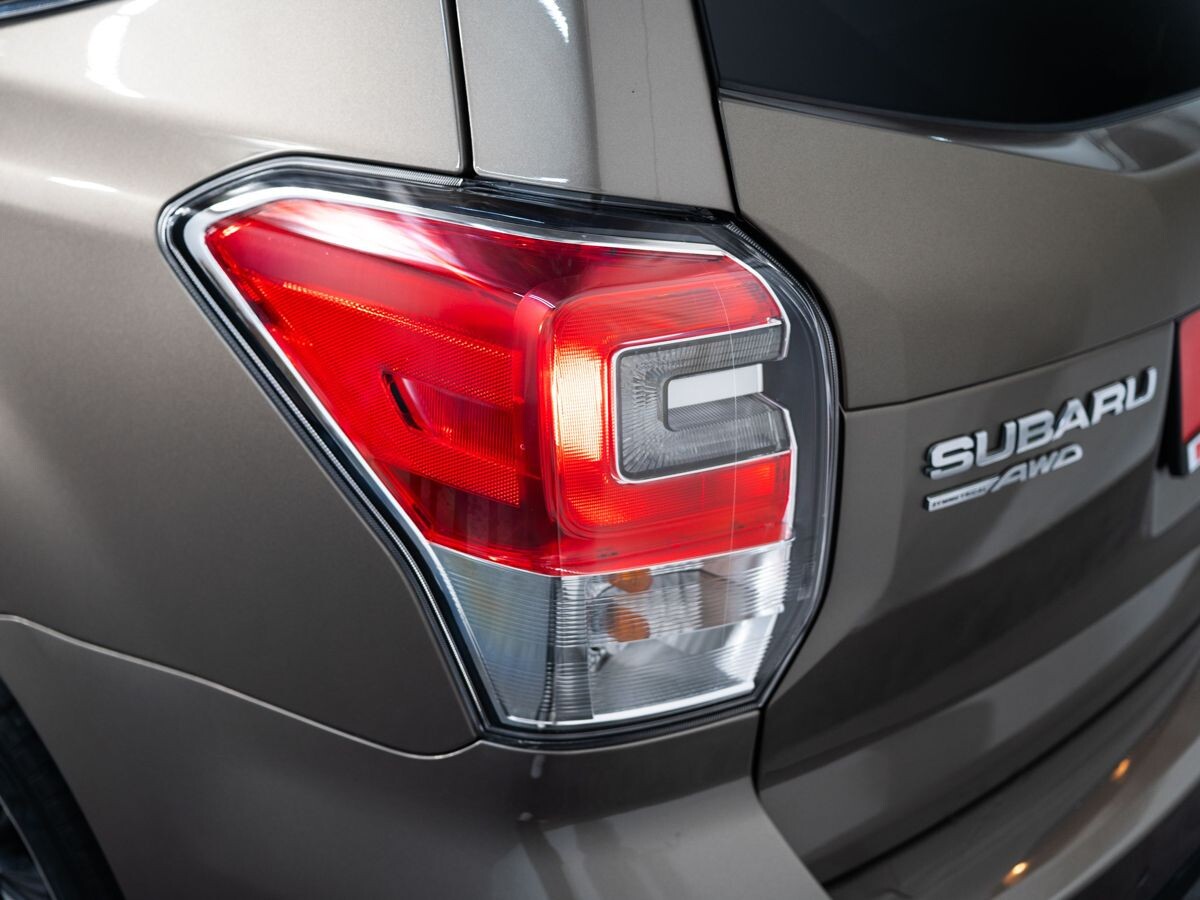 Subaru Forester 2017 - фото автомобиля