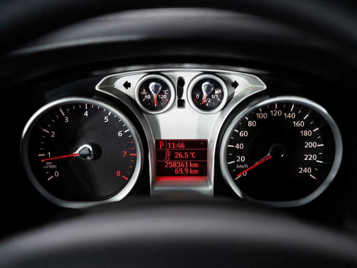 Ford Focus 2011 - фото автомобиля