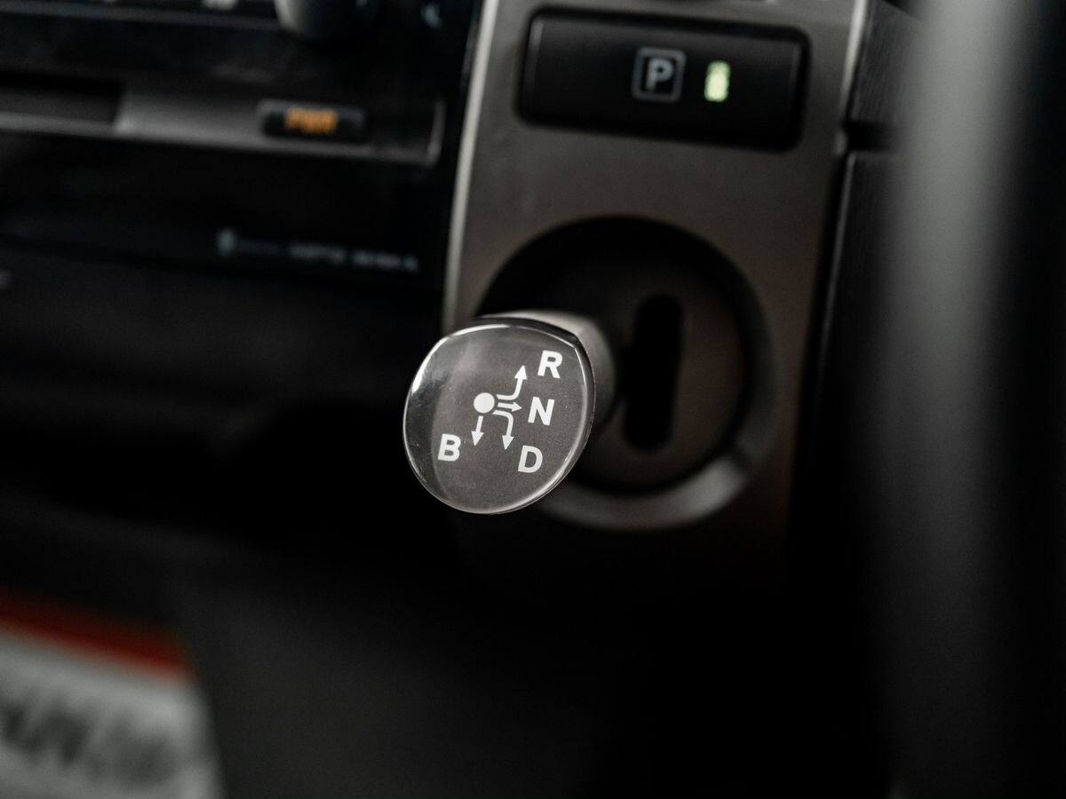 Toyota Prius 2008 - фото автомобиля
