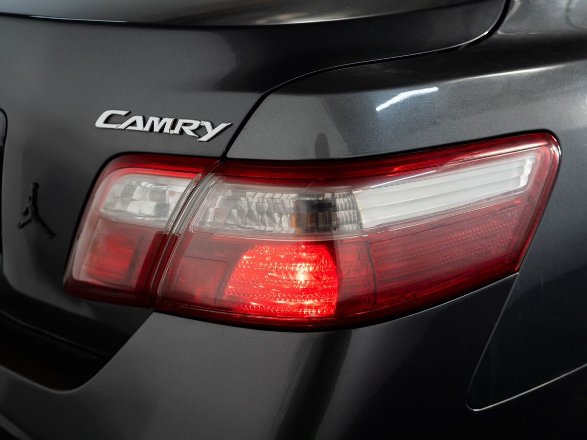 Toyota Camry 2008 - фото автомобиля