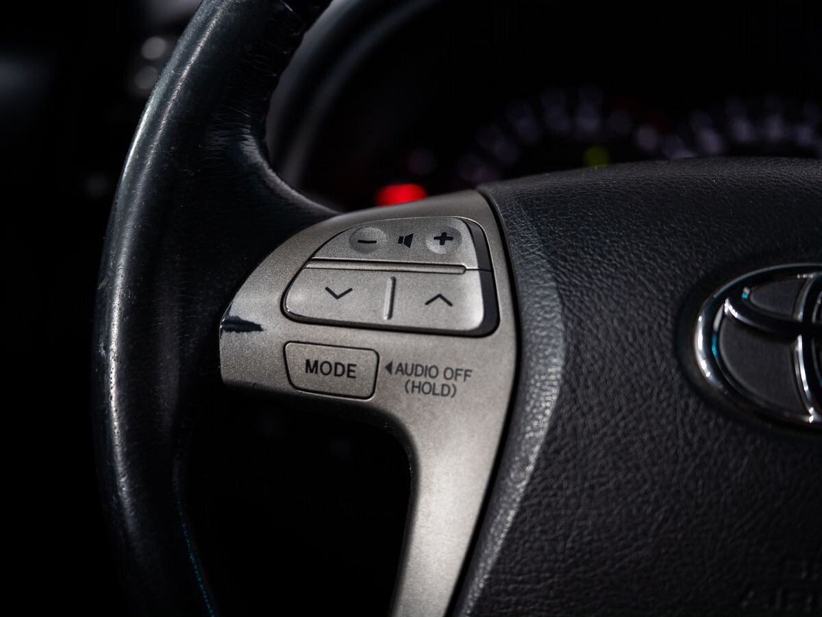 Toyota Camry 2008 - фото автомобиля