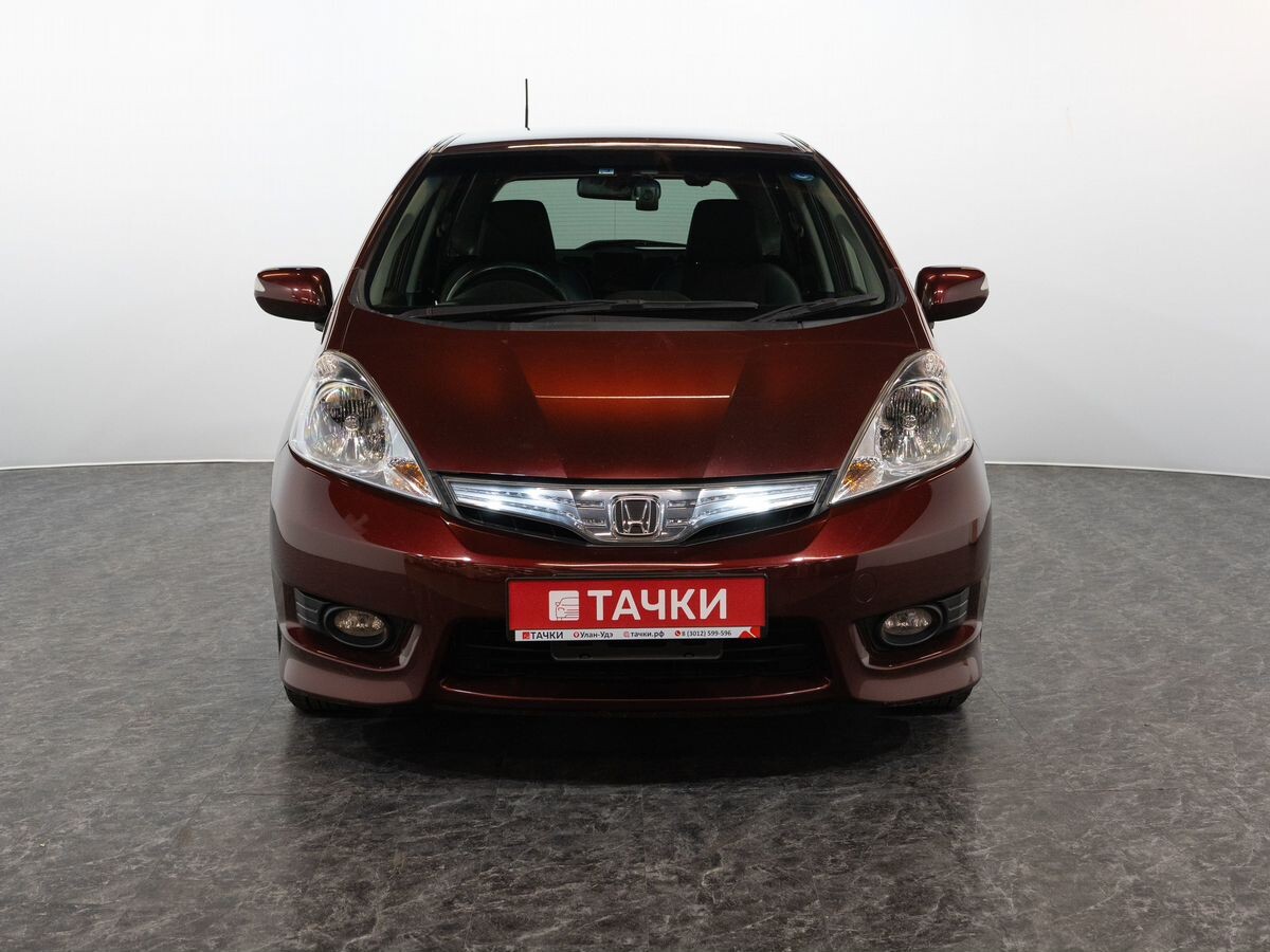 Honda Fit Shuttle 2013 - фото автомобиля