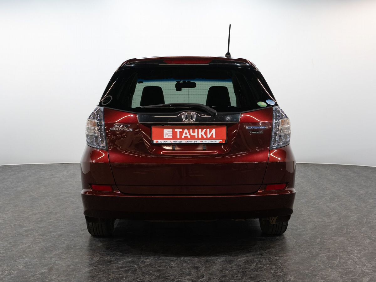 Honda Fit Shuttle 2013 - фото автомобиля