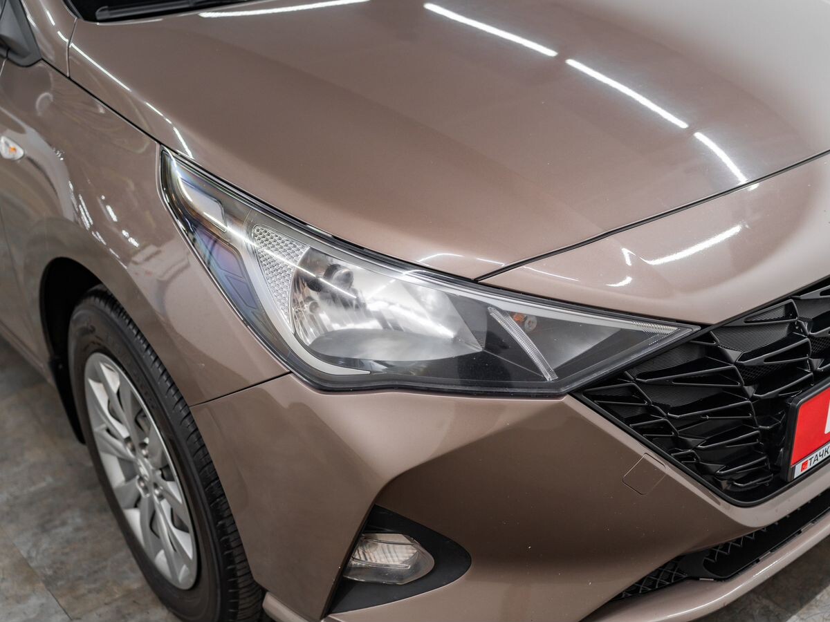 Hyundai Solaris 2022 - фото автомобиля
