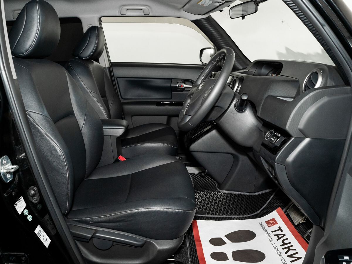Toyota Corolla Rumion 2012 - фото автомобиля