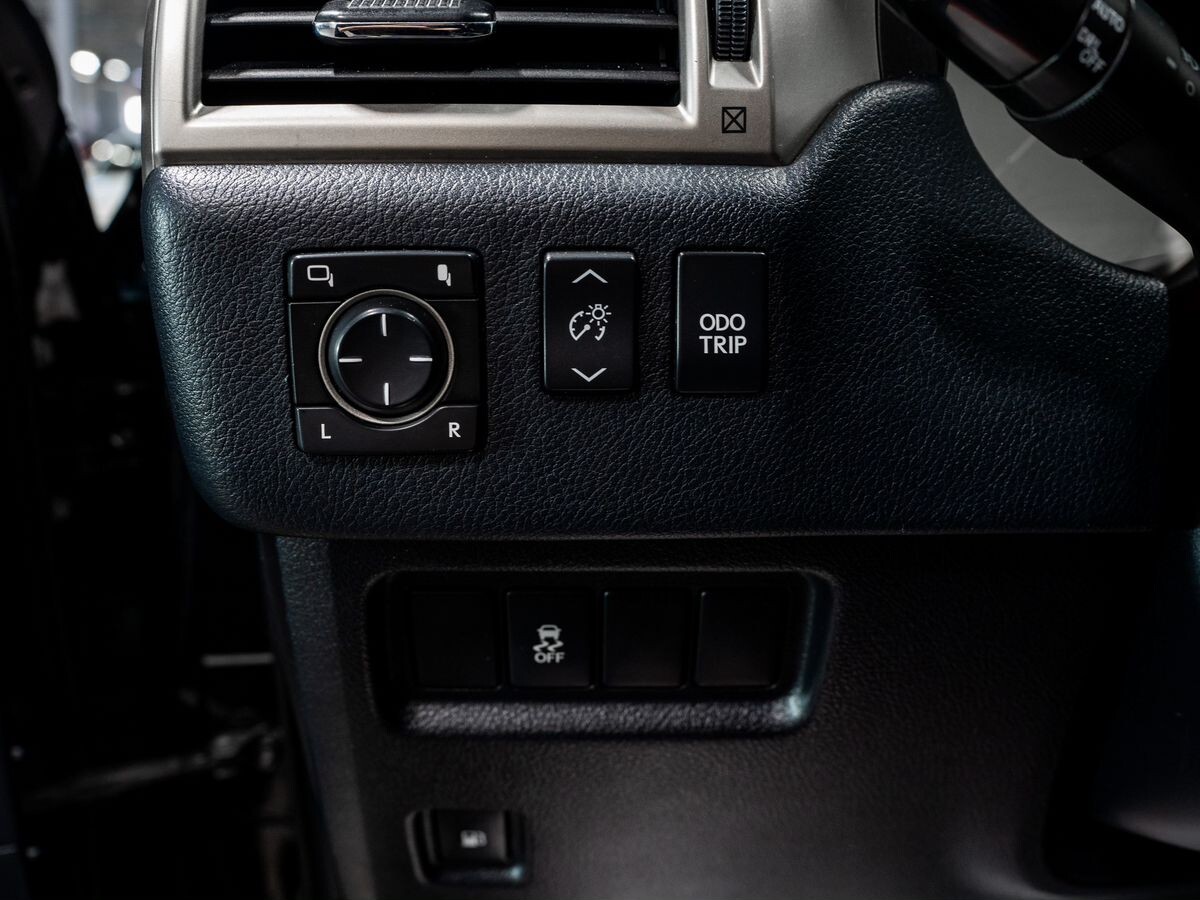 Lexus GX460 2010 - фото автомобиля