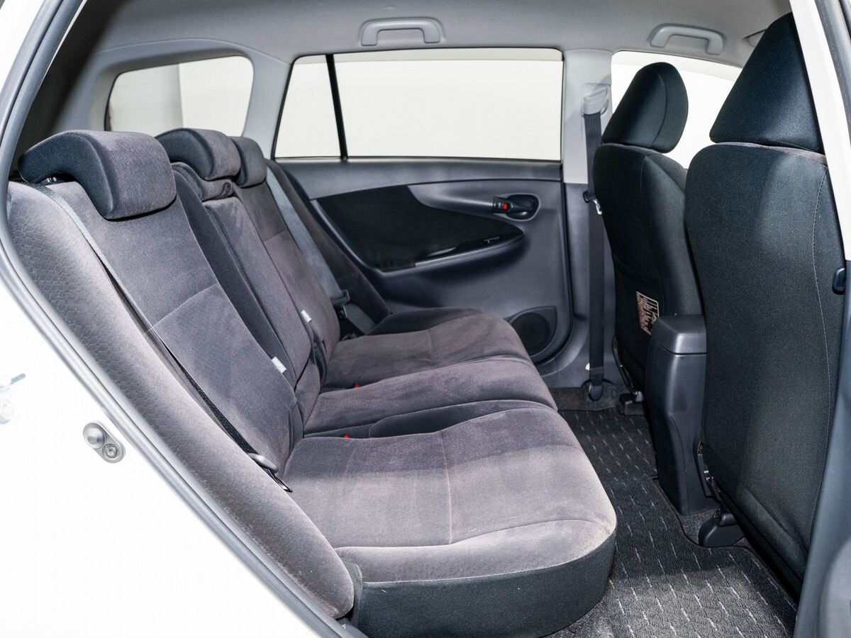 Toyota Corolla Fielder 2009 - фото автомобиля