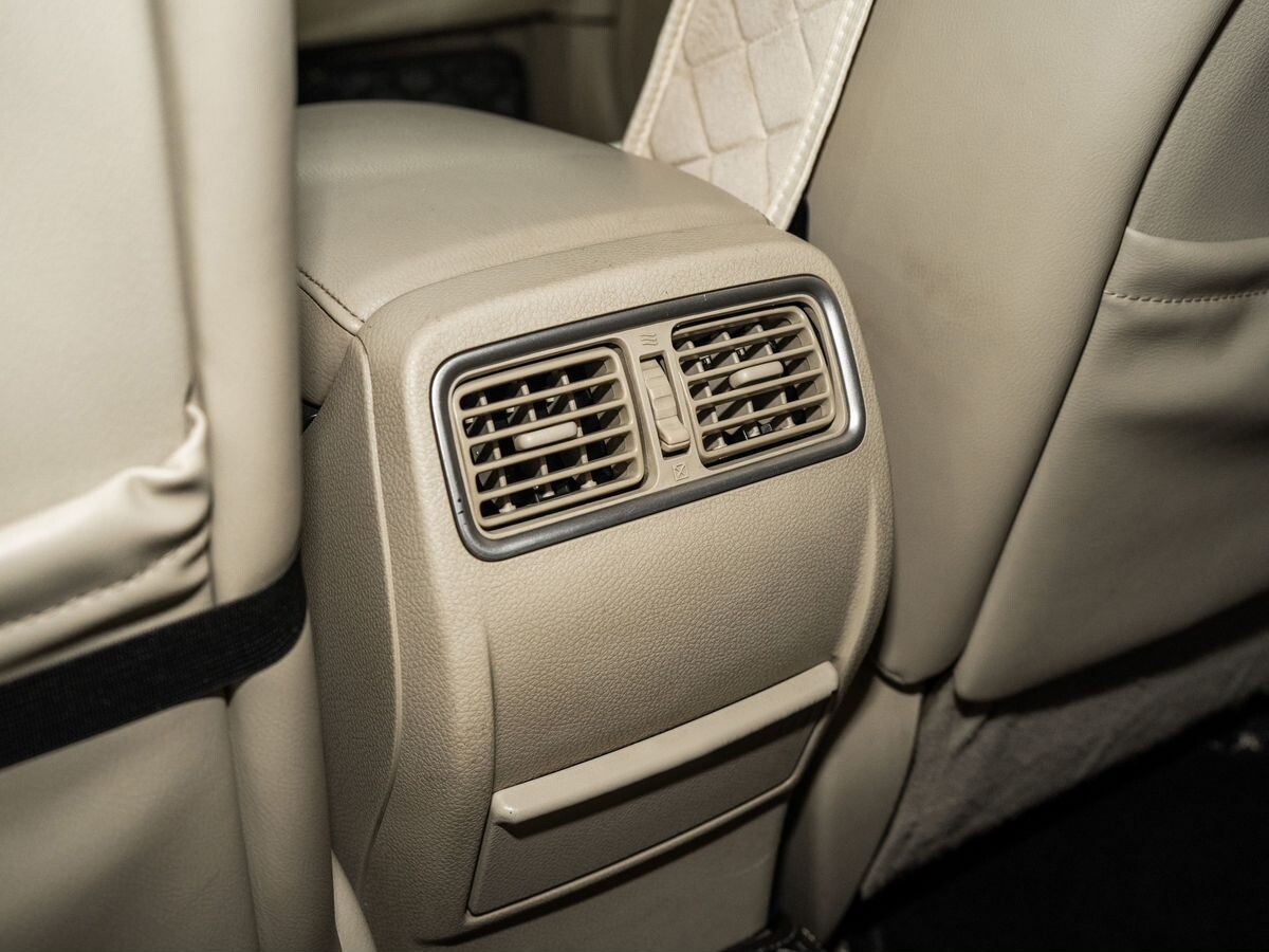 Nissan Teana 2011 - фото автомобиля