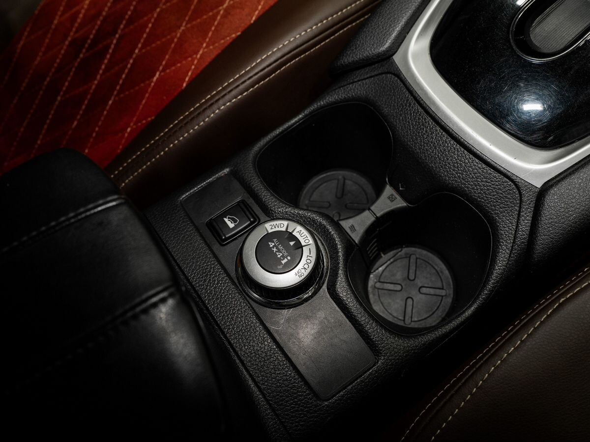 Nissan X-Trail 2019 - фото автомобиля