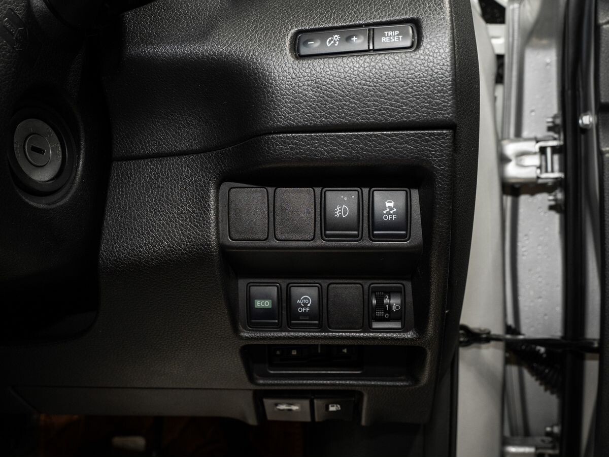 Nissan X-Trail 2019 - фото автомобиля
