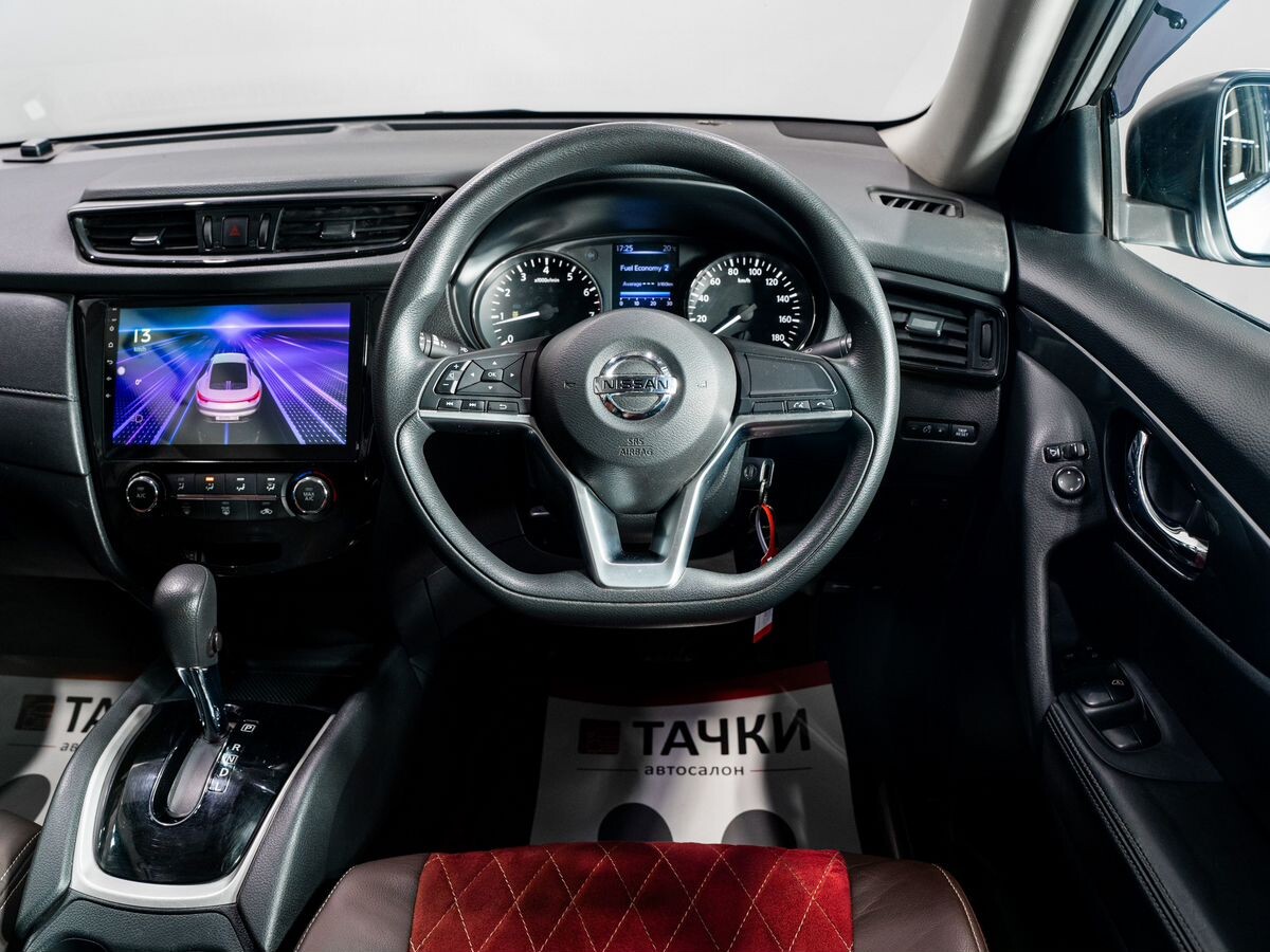 Nissan X-Trail 2019 - фото автомобиля
