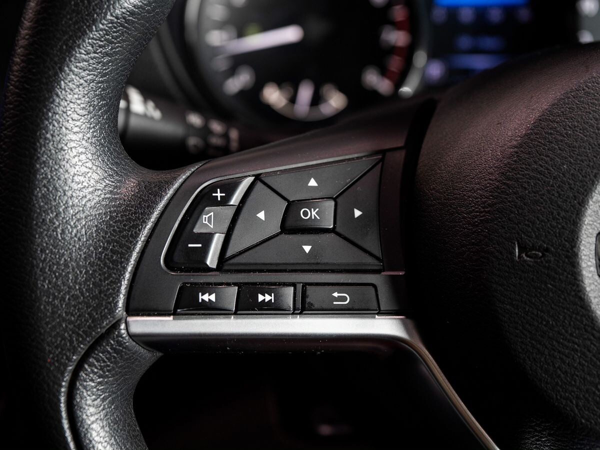 Nissan X-Trail 2019 - фото автомобиля