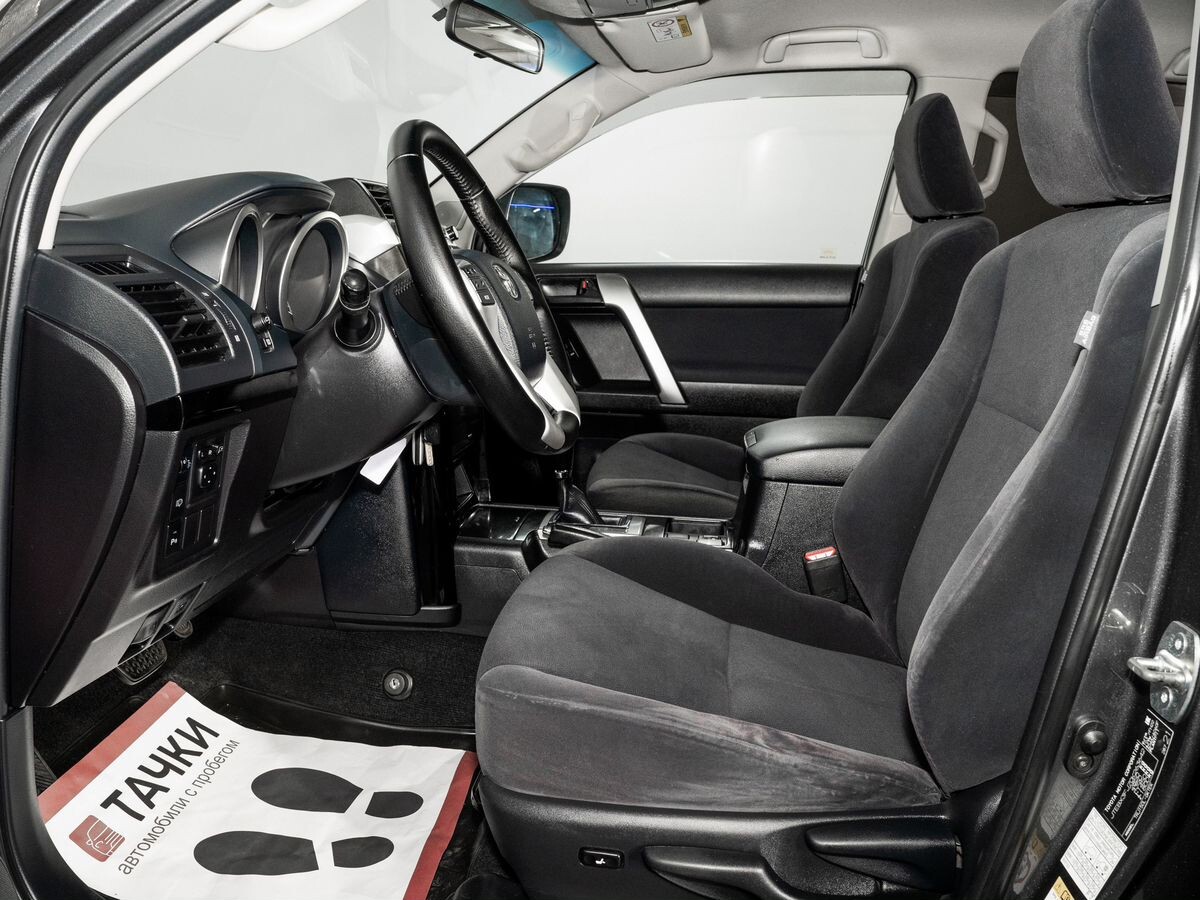Toyota Land Cruiser Prado 2016 - фото автомобиля