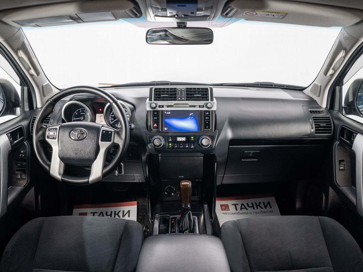 Toyota Land Cruiser Prado 2016 - фото автомобиля