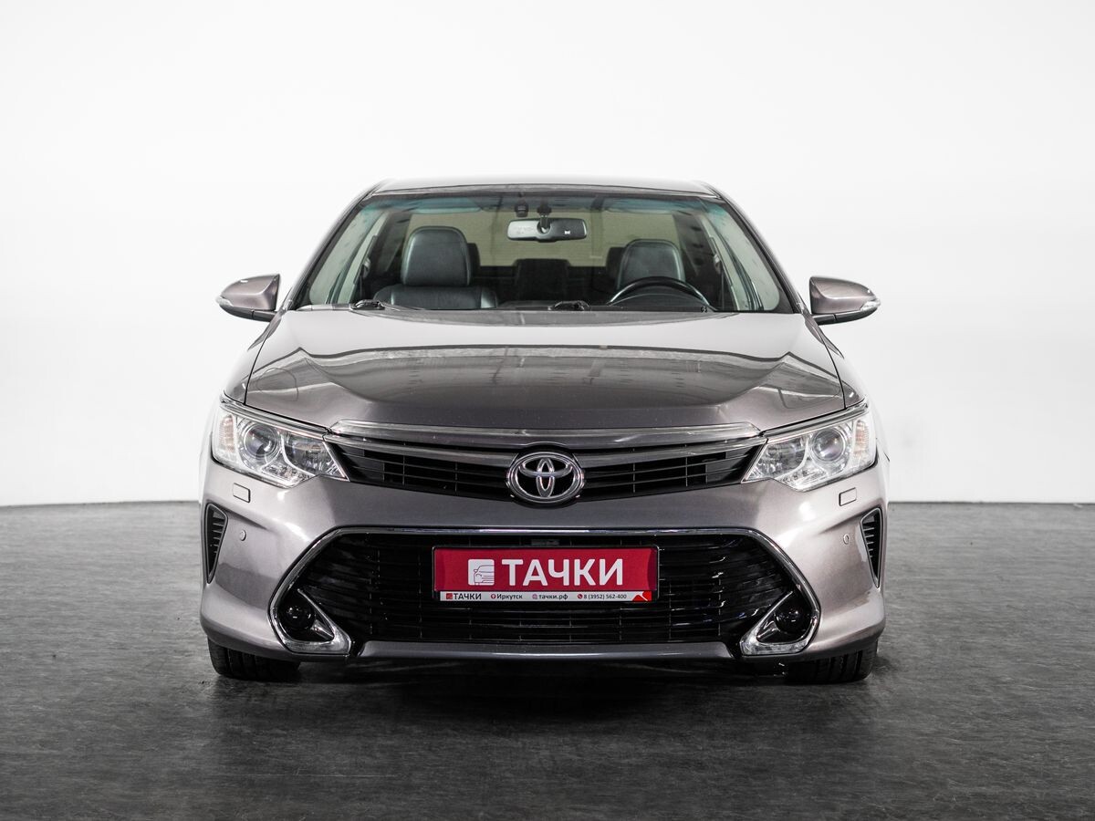 Toyota Camry 2015 - фото автомобиля