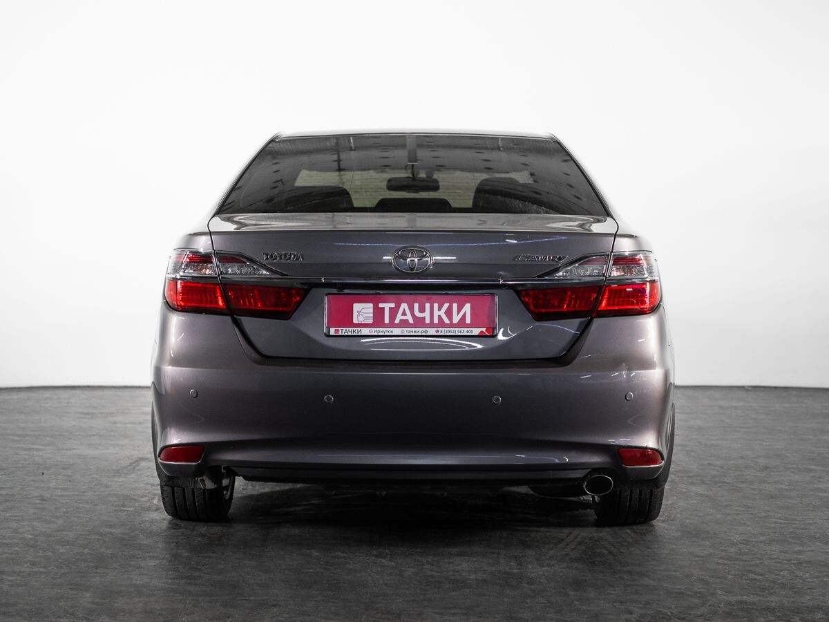Toyota Camry 2015 - фото автомобиля