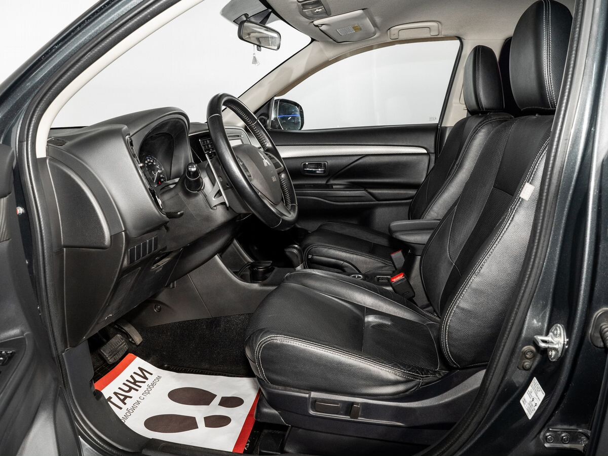 Mitsubishi Outlander 2013 - фото автомобиля