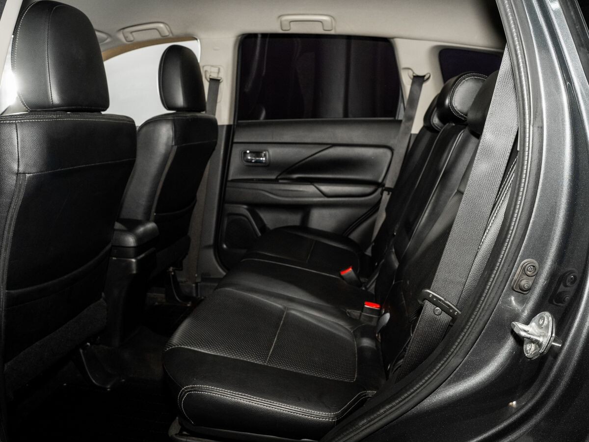 Mitsubishi Outlander 2013 - фото автомобиля
