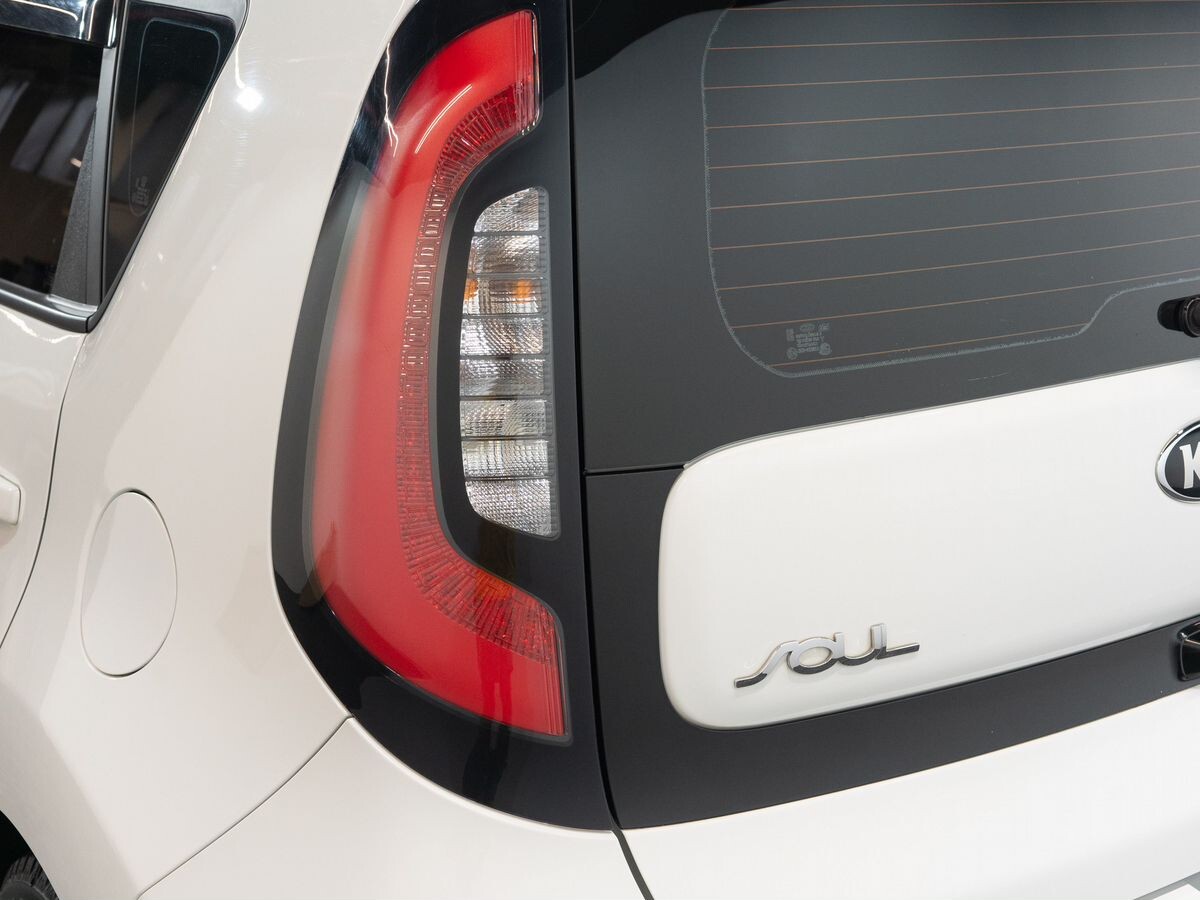 Kia Soul 2017 - фото автомобиля