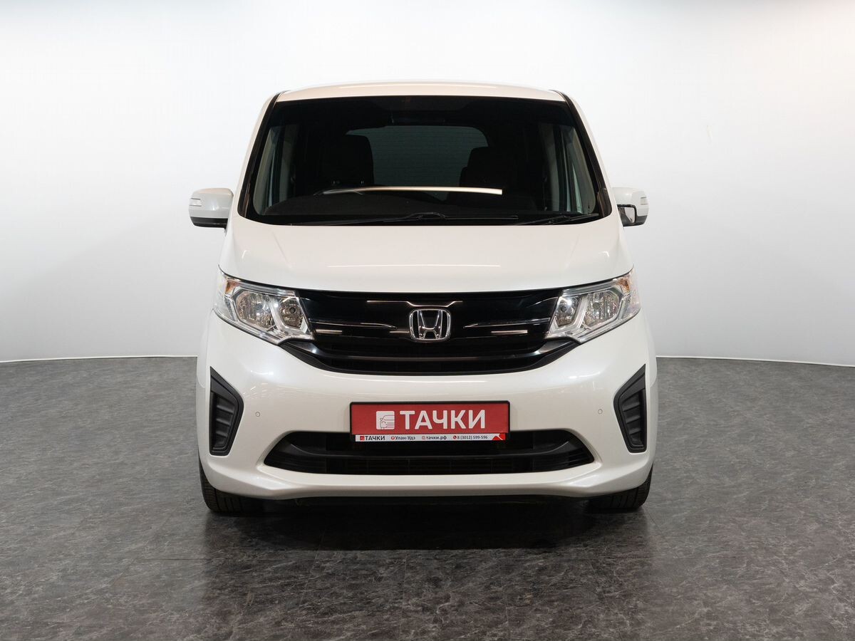 Honda Stepwgn 2017 - фото автомобиля