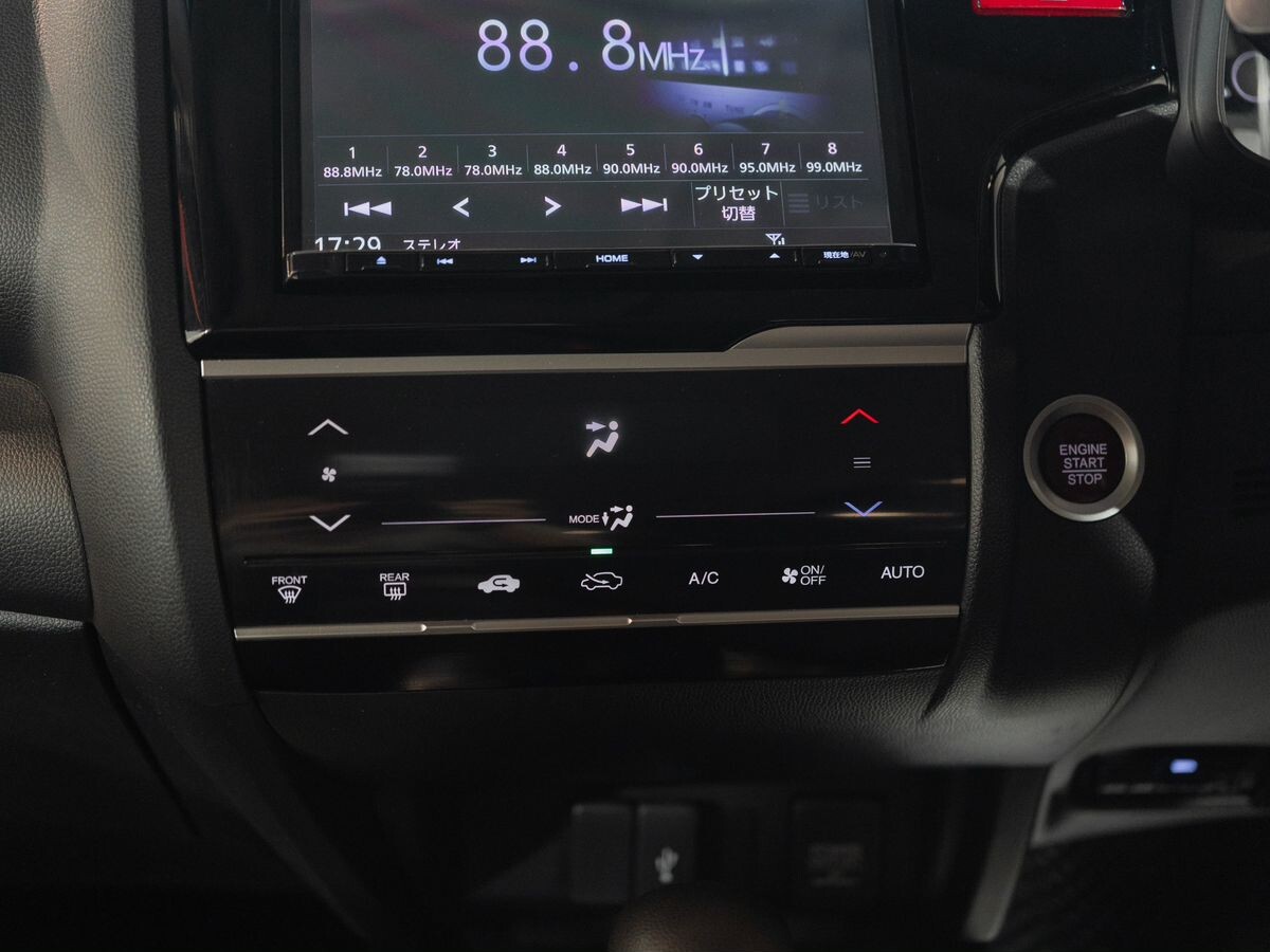 Honda Fit 2015 - фото автомобиля