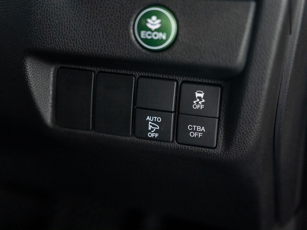 Honda Fit 2015 - фото автомобиля